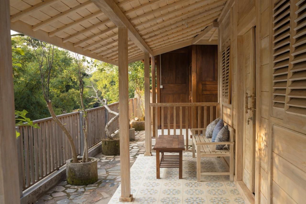 Hotel Secret Joglo Lebih Exterior foto
